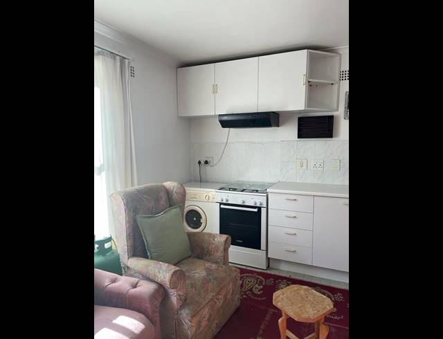 1 BEDROOM PROPERTY TO RENT IN HEATHFIELD